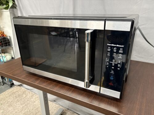 HAMILTON BEACH 1.1 cu.ft. Countertop Microwave Model # HB61S100027880