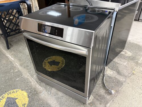 FRIGIDAIRE GALLERY 30" 5-Burner Induction Range Model # GCF13060BFA