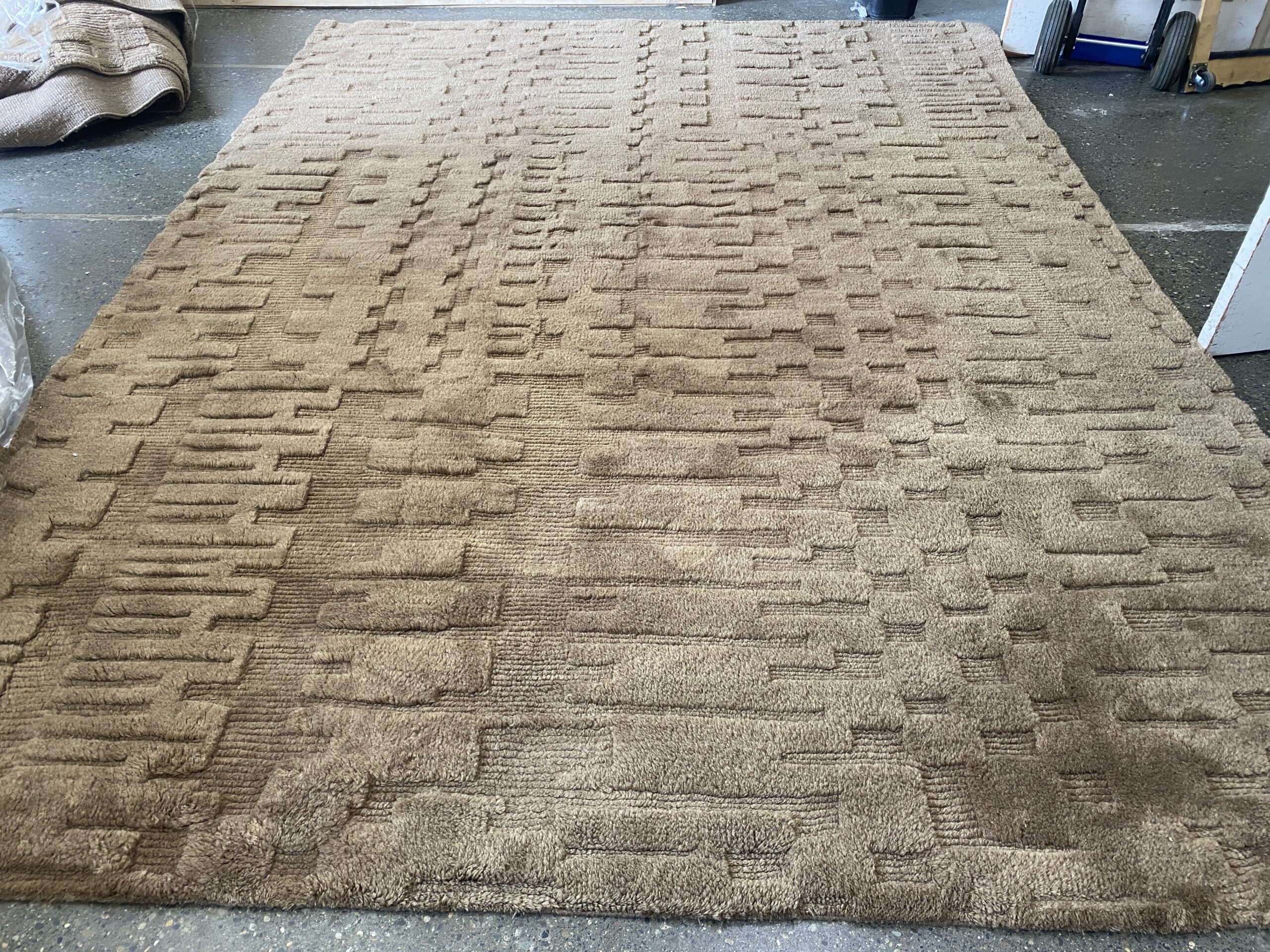 RESTORATION HARDWARE Taru Hand-Knotted 100% Wool Rug in Burnt Caramel