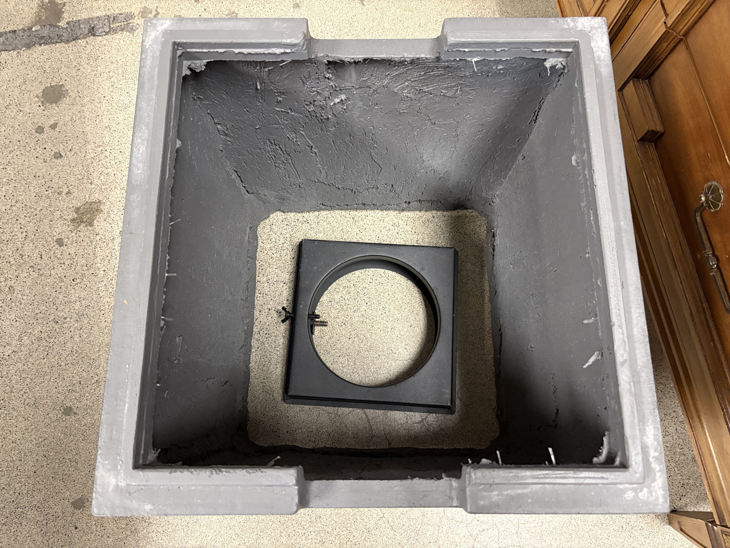 RESTORATION HARDWARE Orizaba Onyx Fire Table & Propane Tank Cover