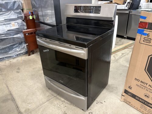 FRIGIDAIRE GALLERY 30" Air Fry Convection Oven Freestanding Single Induction Range Model #GCRIS058AFD