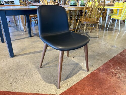 JOB'S Bacco MCM Style Black Accent Chair