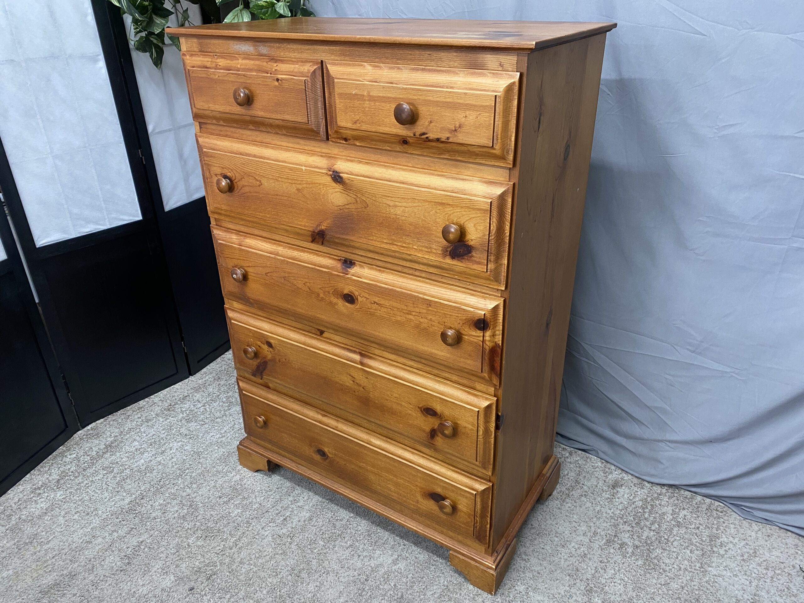 dresser tallboy 9-Drawer Highboy Chest Construction Expertly crafted frame of solid kiln Lacourte Tallboy 8-Drawer Dresser 42"