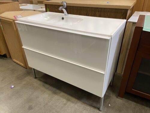 White 2-Drawer Modern Bathroom Vanity w/ Faucet