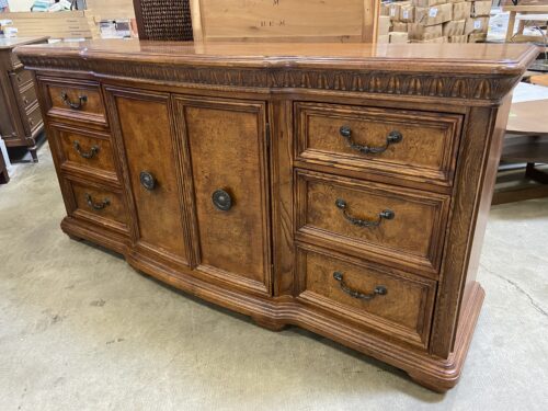 BASSETT Ornate Wooden 9-Drawer Buffet