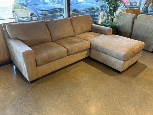 BETTER BY DESIGN Tan Reversible Chaise Sofa