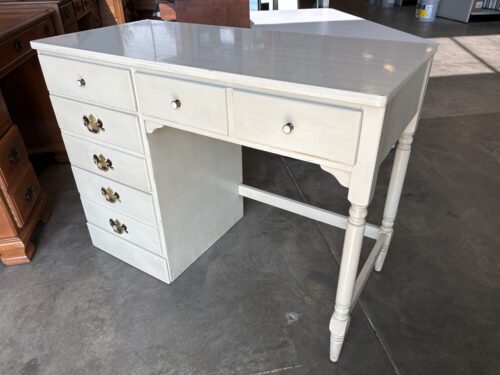 French Provincial Style 4 Drawer Desk