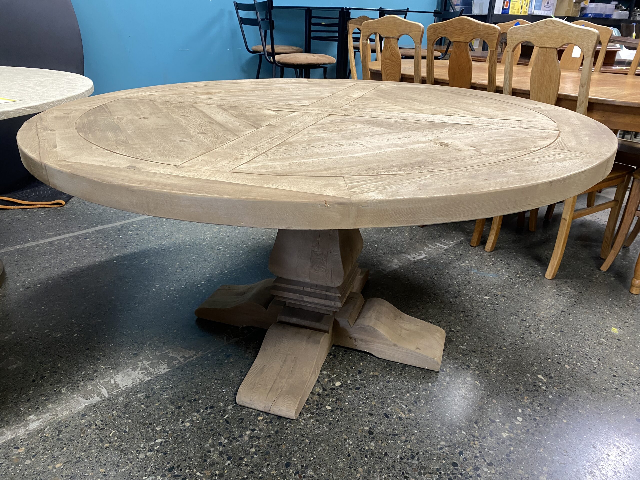 RESTORATION HARDWARE Salvaged Wood Trestle Natural Round Dining Table