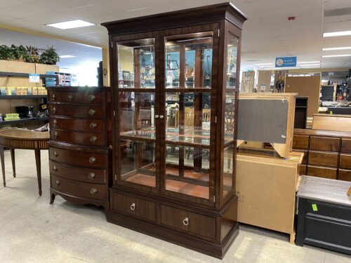 ETHAN ALLEN Mirrored Dimmable Lighted 2-Door Wooden China Cabinet
