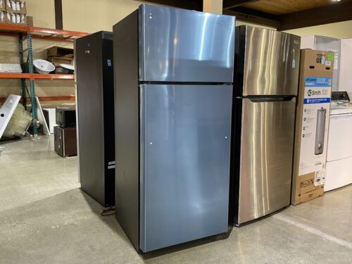 NEW! GE 17.5 Cu. Ft. Stainless Steel Refrigerator Model # GTS18GSNRSS