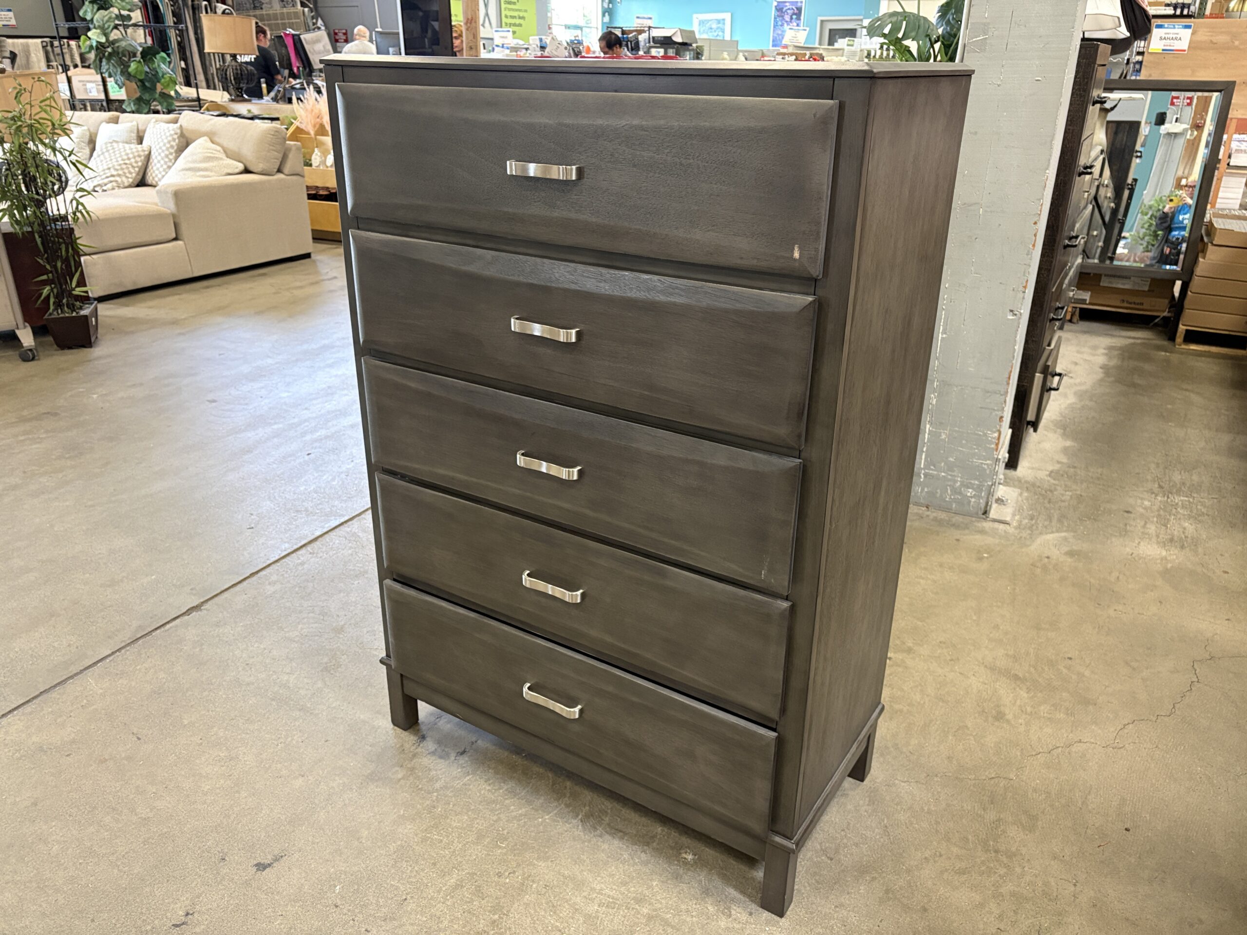 ASHLEY FURNITURE Grey 5 Drawer Chest with Curved Silver Pulls