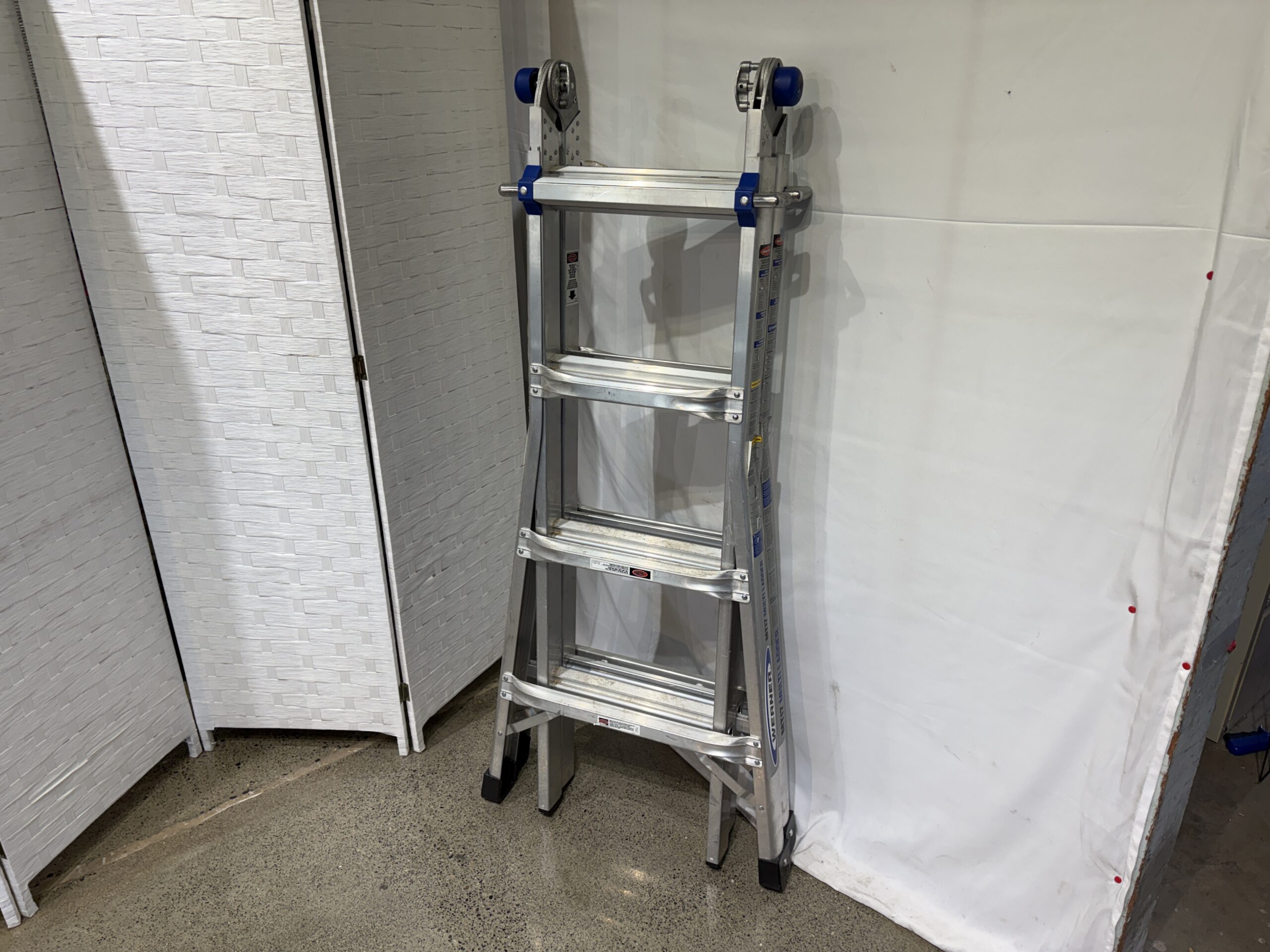 WERNER 5 in 1 Multi Position Pro 18 ft. Reach Aluminum Adjustable Ladder Model # MT-17