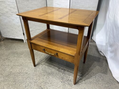 SOPHISTICATE BY TOMLINSON Vintage Oak End Table with Single Drawer