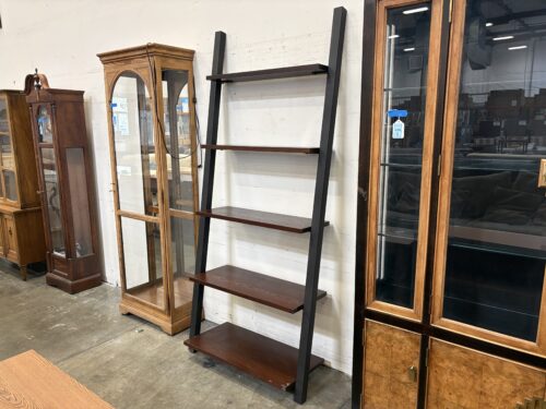 Modern 5 Tier Wooden Graduated Leaning Bookcase