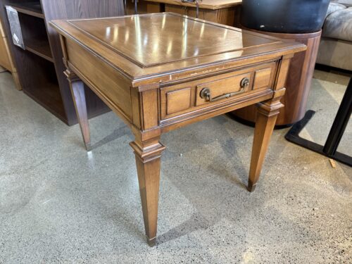 HEKMAN Vintage Single Drawer End Table with Brass Hardware