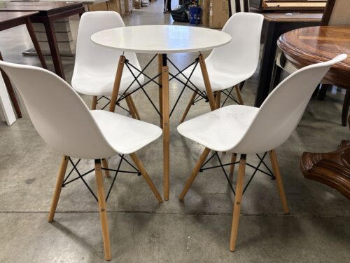 Eiffel Style Dining Room Set