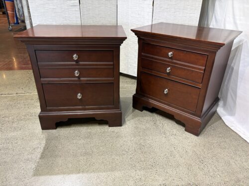 Traditional Two Drawer Nightstands in Merlot (Set of 2)