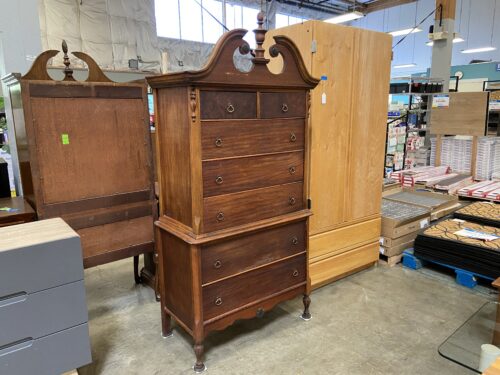 Vintage 7 Drawer Colonial Style Dresser with Brass Pulls