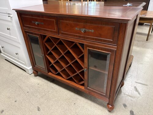 Traditional 13-Bottle Wooden Wine Cabinet