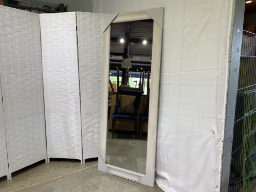 BETTERHOMES&GARDENS 70x27 White Rectangle Leaner Floor Mirror