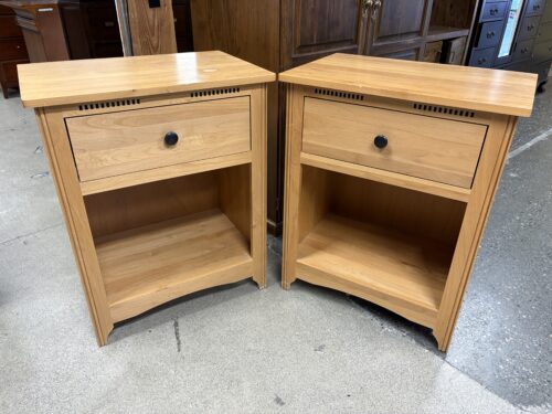 Light Wooden Shaker Style Open Single Drawer Nightstands (Set of 2)
