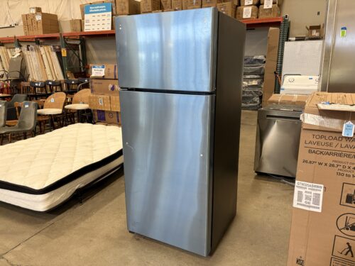 NEW! GE Stainless Steel Top-Freezer Refrigerator Model #GTS18GSNRSS
