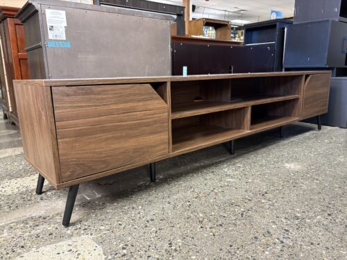 WALKER EDISON Walnut MCM Style 2-Door TV Stand