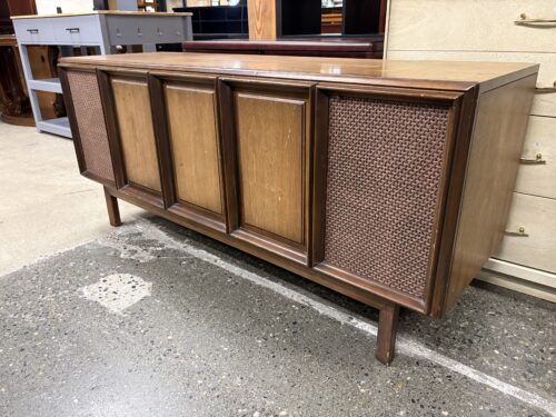 RCA Vintage Mid Century Phonograph Console Model # VLT-59