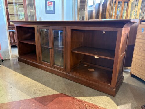 BASSETT Guilford 89" Wide TV Stand