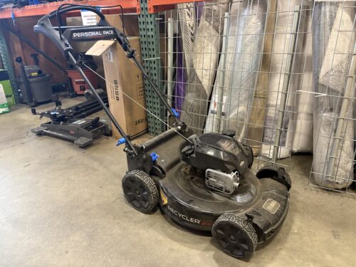 TORO Recycler Max with Personal Pace and Smart Stow 22" Gas Self-Propelled Lawn Mover Model #21485