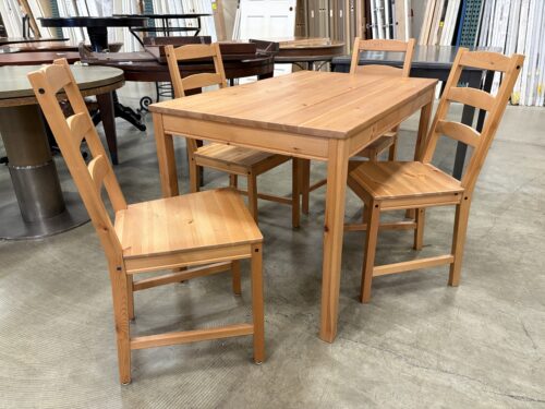 Modern Classic Wooden Natural Finish Dining Set