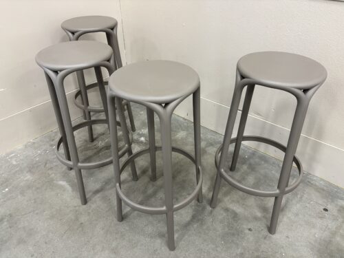 VONDOM Taupe Brooklyn Stackable Outdoor Bar Stool (Set of 4)