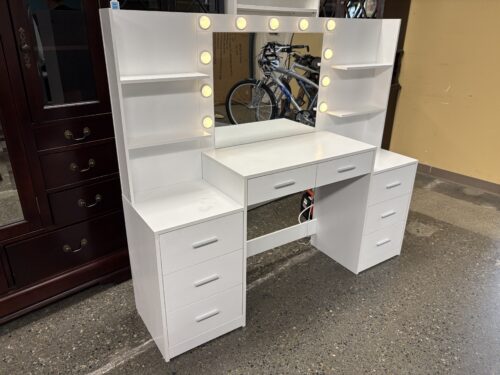 White Lighted 8-Drawer Bedroom Vanity
