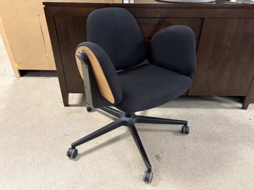 BEYOU Black Fabric Transforming Meditation Chair