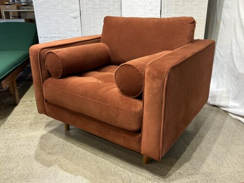 NEW! ARTICLE Sven 42" Tufted Velvet Lounge Chair - Hale Rust