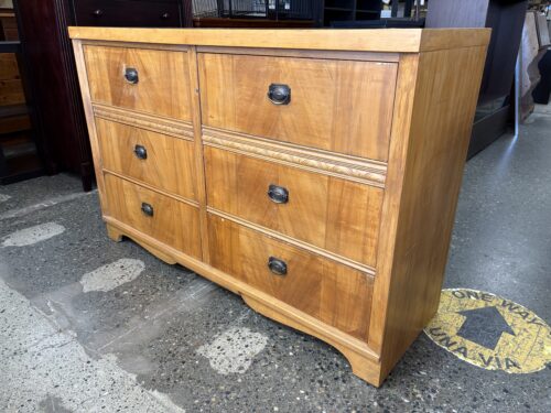 Vintage Blonde Floral Carved Transitional 6-Drawer Low Dresser