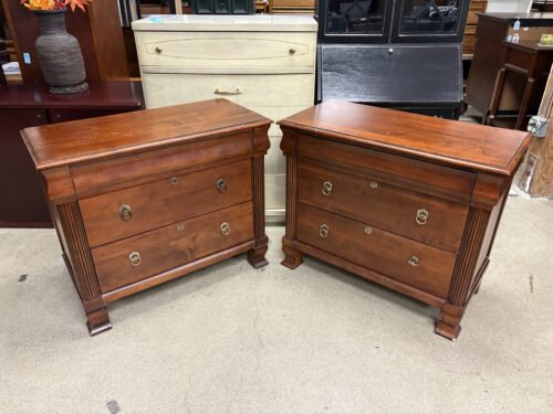 ETHAN ALLEN British Classics Daryn 3-Drawer Chest (Set of 2)
