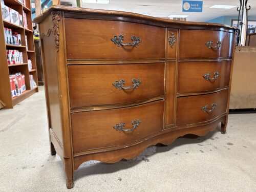 Light Carved Wood Serpentine 6-Drawer Low Dresser