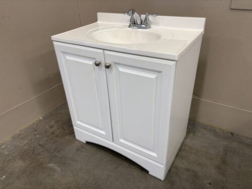 GLACIER BAY White Single Sink Bathroom Vanity with Silver Hardware