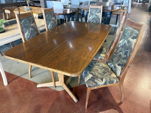 Vintage Mid-Century Modern Walnut Dining Table on Double Pedestal Base with Five Chairs