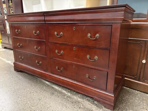 Rossie Cherry Stained 8-Drawer Lowboy Dresser