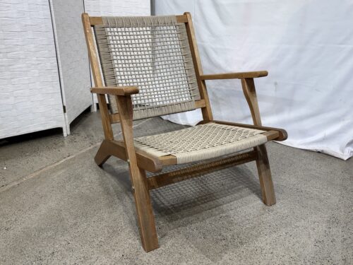 BALKENE HOME Vega Acacia Wood Nautral Stain Ourdoor Chair
