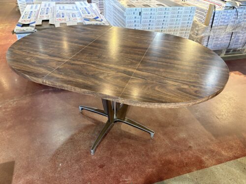 Retro Dining Table with Starburst Pedestal Base