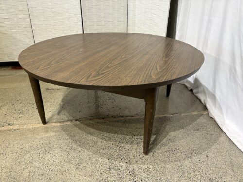 Vintage Round Coffee Table with Scalloped Apron Detail