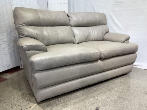 LA-Z-BOY Miles Leather Pillow Top Arm Standard Loveseat