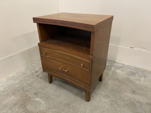 STANLEY Vintage Mid-Century Modern Walnut Nightstand with Large Bottom Drawer