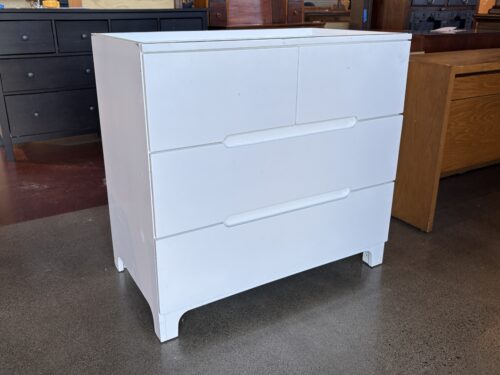BLOOM Alma Glossy White 4-Drawer Dresser