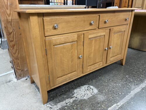 Blonde Traditional Made in Canada Buffet
