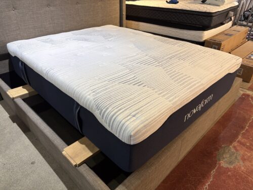 NEW! NOVAFORM 14.5" Queen Size Mattress