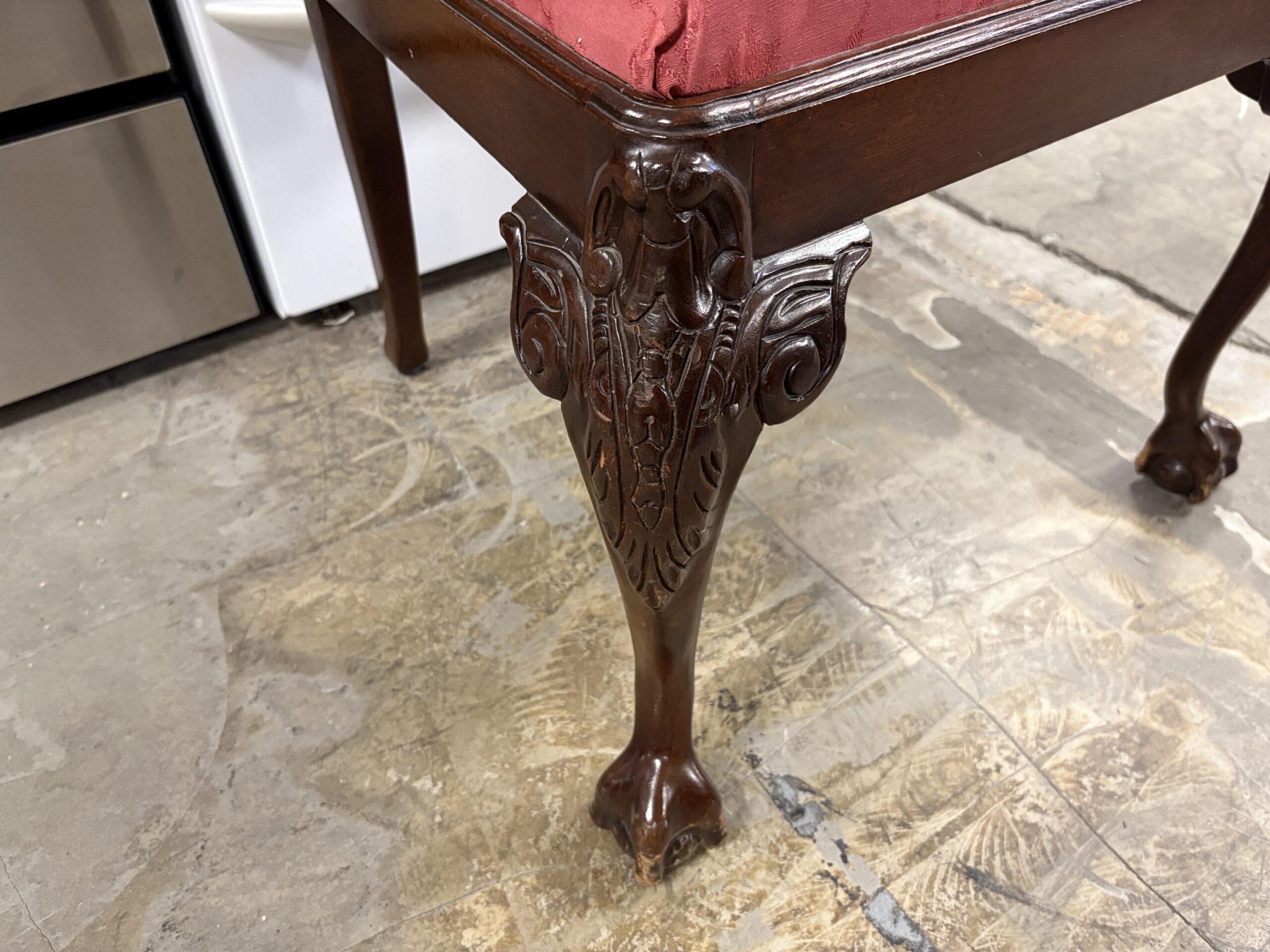 BERNHARDT Flame Mahogany Chippendale Extension Table w/ 6 Red Upholstered Chairs